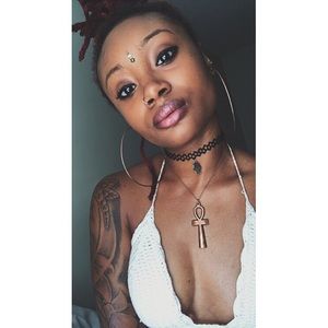 Meet your Posher, Kadijah